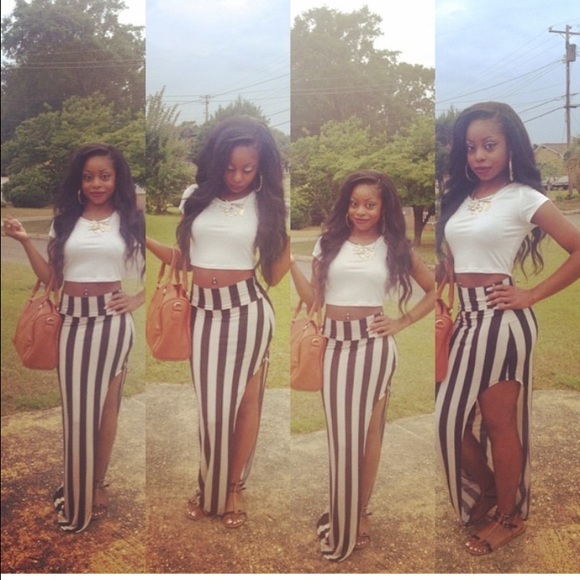 Beige and black striped split skirt