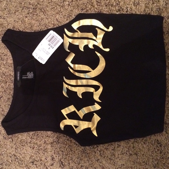 Cute Forever 21 crop top. Never worn!!