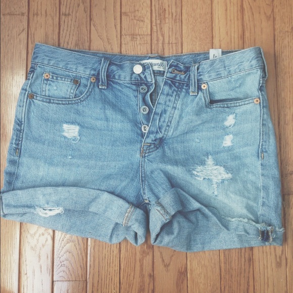 NWOT Madewell Denim Boyfriend Shorts