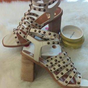DOLCE VITA STUDDED GLADIATORS