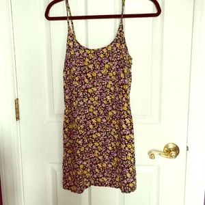 💥CLOSET CLEAR 💥Fun colorful flower sundress