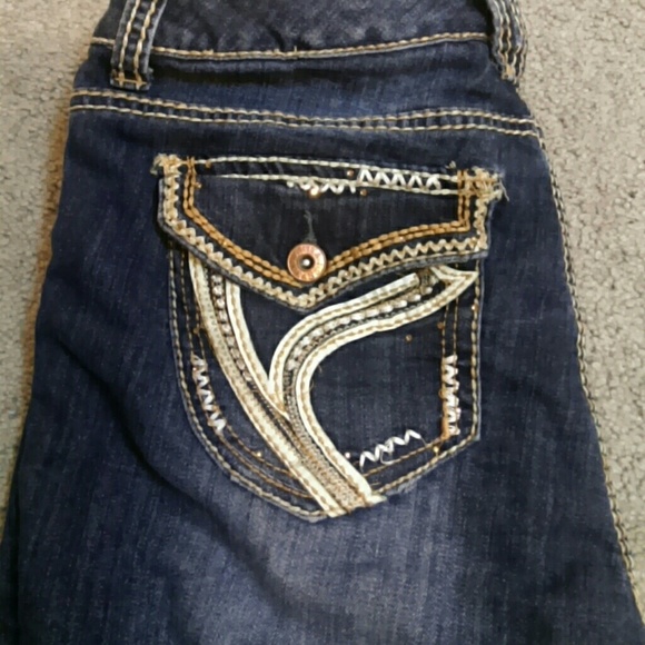 Ariya Jeans