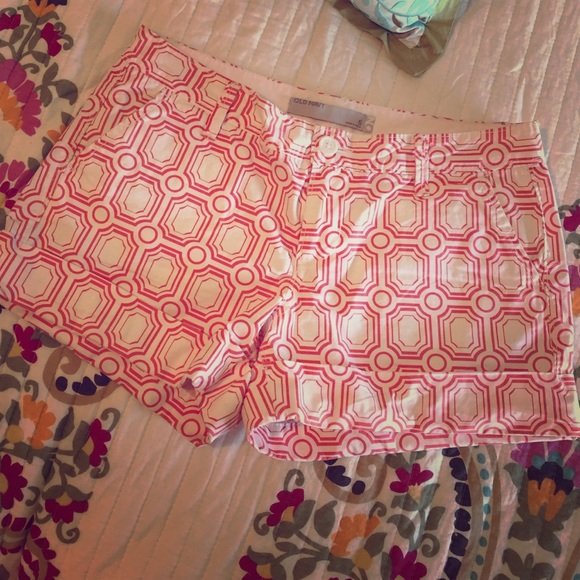 Coral Patterned Shorts