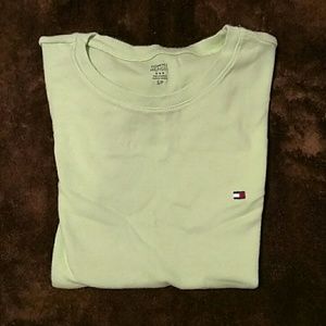 󾠯Light green Tommy Hilfiger shirt