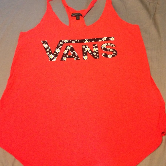 Vans tank!
