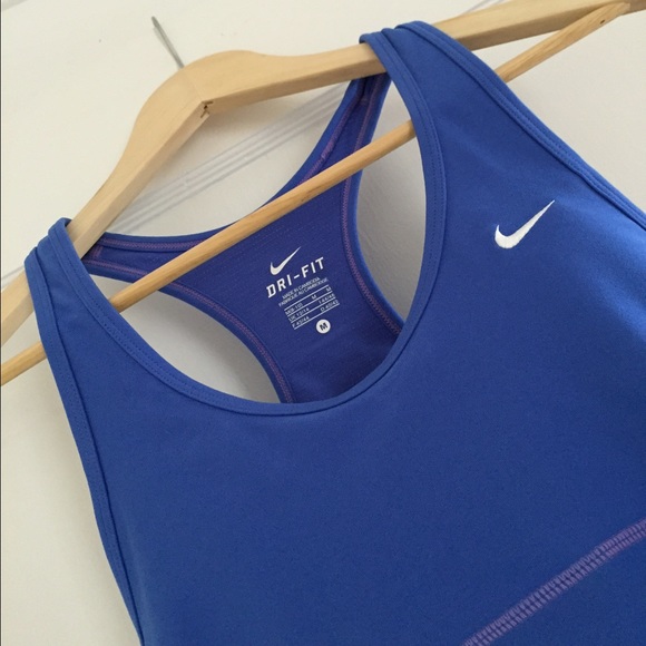 NIKE women's Dri-Fit blue work out/running top - Picture 2 of 3