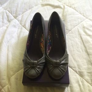 Madden Girl grey kitten heels