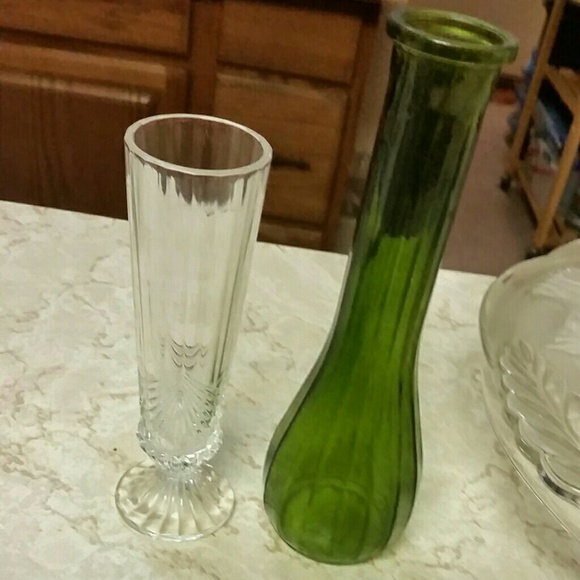 Vases - Picture 1 of 1
