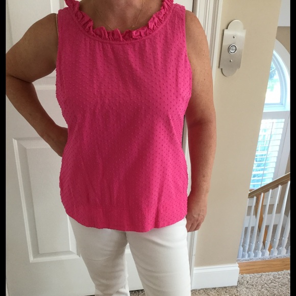 EUC Vineyard Vines pink cotton Tank, Size 16 Women