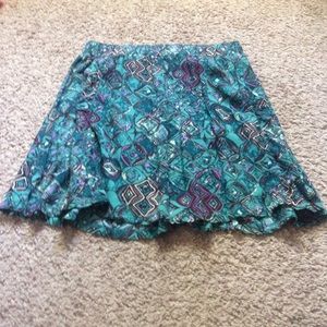 Forever 21 loose fitting skirt with pockets