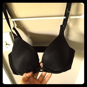 NWT Plain Black VS Bra