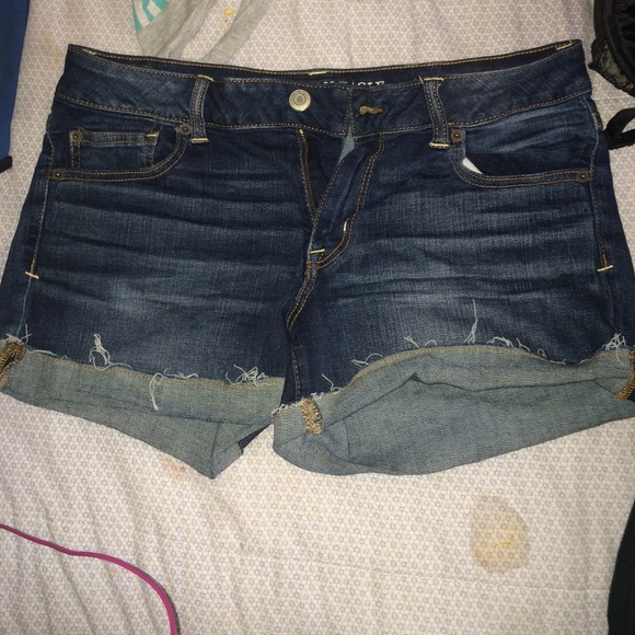 super stretch high rise American eagle shorts.