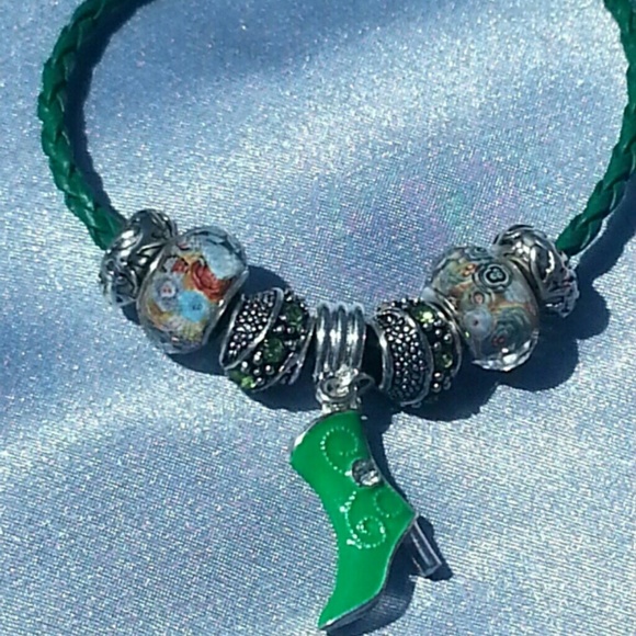 European Style Green Leather Cowboy Boot Bracelet