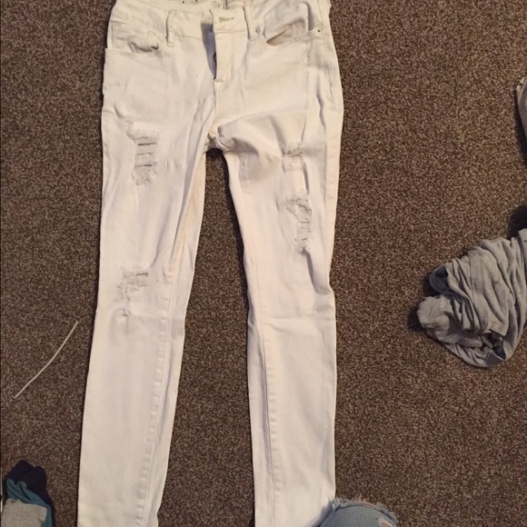 Size 5 bullhead jeans from pacsun. Skinny