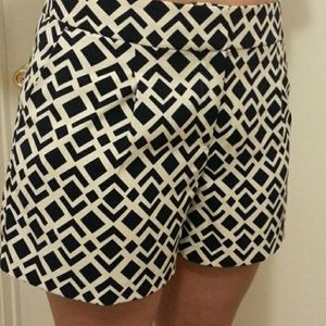 Ann Taylor Navy Blue White Dress Shorts