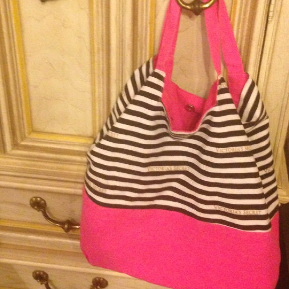 NEW Victoria's Secret Travel Tote