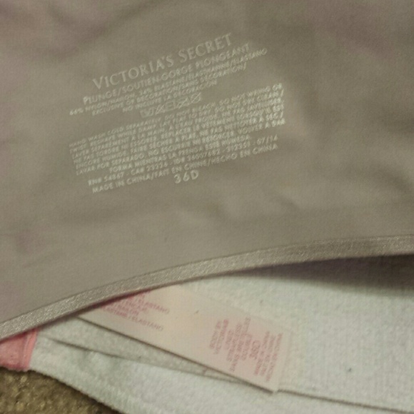 Bra bundle. Victoria's secret. 36D - Picture 4 of 4