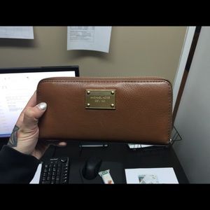 Michael Kors wallet