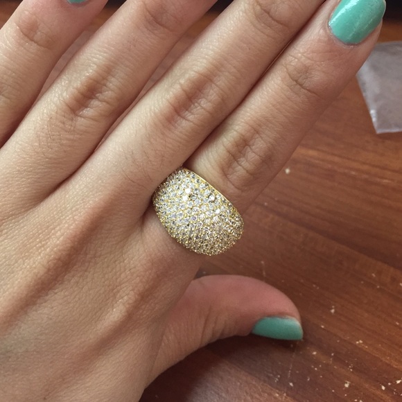 Yellow gold CZ ring