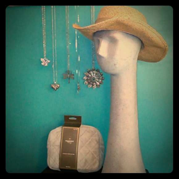 Womans Fieldcrest Luxury velour cosmetic case