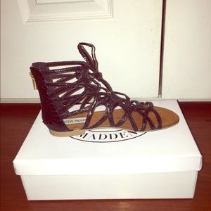 Steve Madden Gladiator Sandals Size 6.5