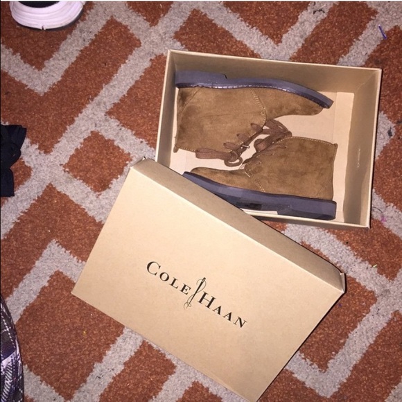Cole Haan toddler 8c