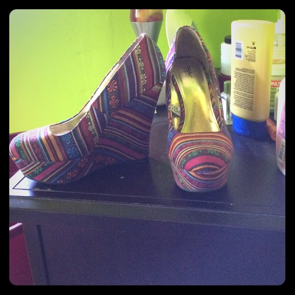 Wedges - barely worn