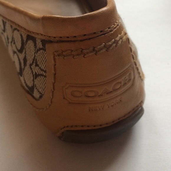 Coach Flats, Size 9 - Picture 4 of 5