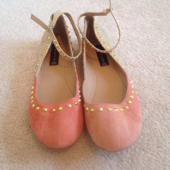 Final Reduction. Steve Madden ankle strap flats