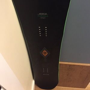 Arbor Formula 152 snowboard. True rocker style.