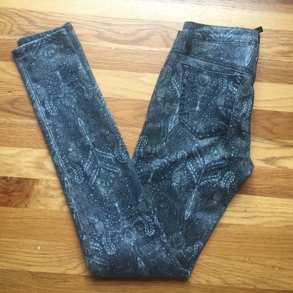 Joe's Jeans dark green flower paint
