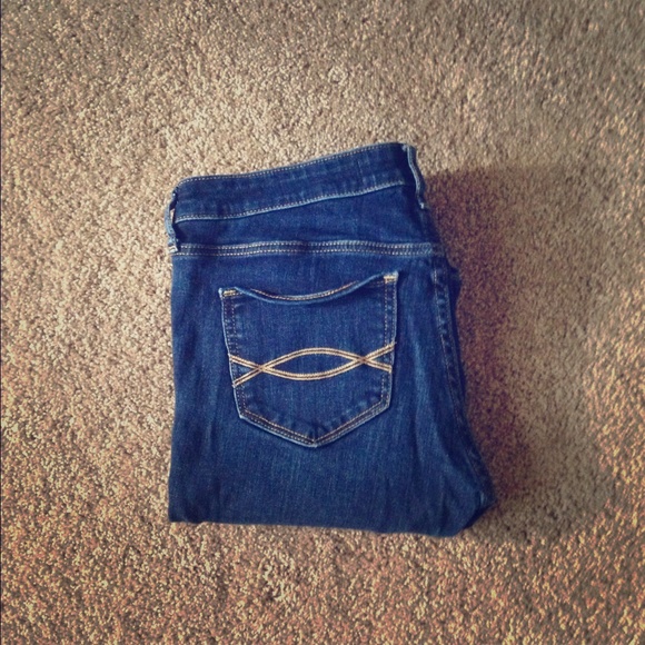 Abercrombie and Fitch Flare Jeans- 6S
