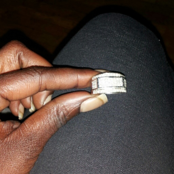 Men's 1kt white gold ring - Picture 1 of 3