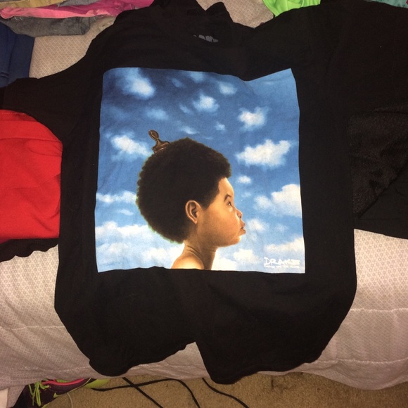 drake t shirt.
