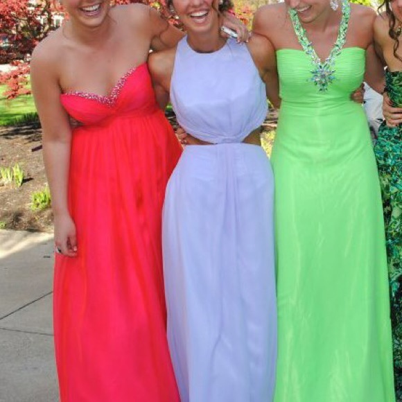 Beautiful Lilac Cut Out Formal Dress - Picture 4 of 4