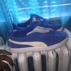 FLASH SALE Puma Sneakers