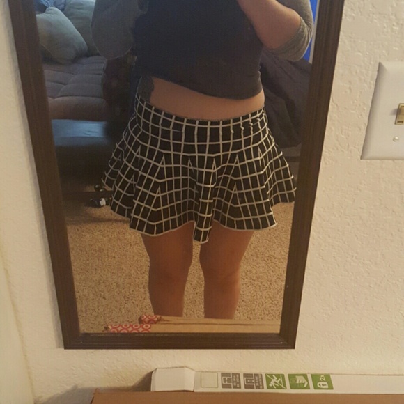 Kontrol skater skirt - Picture 4 of 4