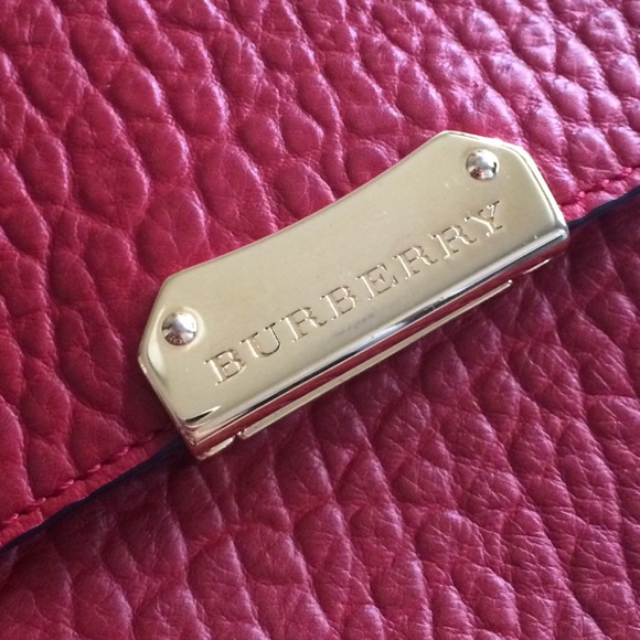 NWOT*Burberry Purse - Picture 3 of 5