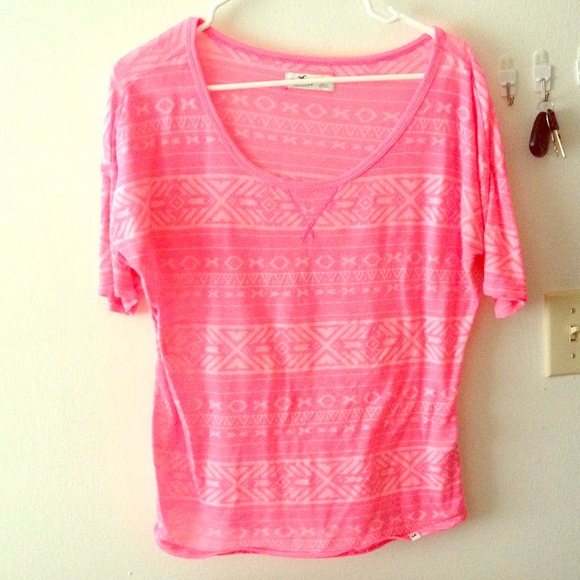 Hollister Half-Sleeved Tribal Print Top