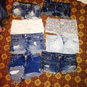 8 pairs of shorts all fit the same like a size 4/5