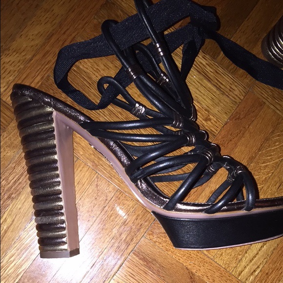 SOLD - Picture 3 of 4