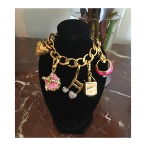 Signature Juicy Couture Charm Bracelet w Charms