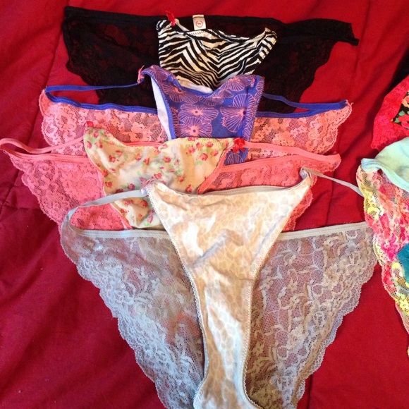 New without tag, cheekeys and thongs