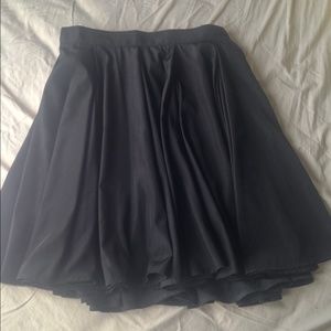 American Apparel high-waist black skirt!