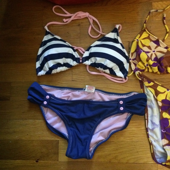 BATHING SUIT BUNDLE👙👙👙 - Picture 2 of 4