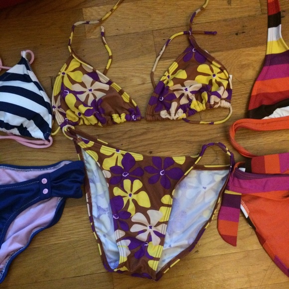 BATHING SUIT BUNDLE👙👙👙 - Picture 3 of 4