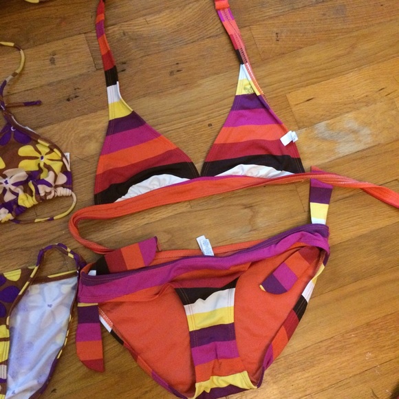 BATHING SUIT BUNDLE👙👙👙 - Picture 4 of 4