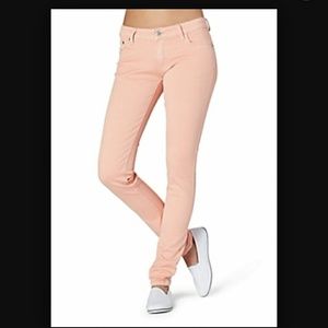 Stretch skinny jeans