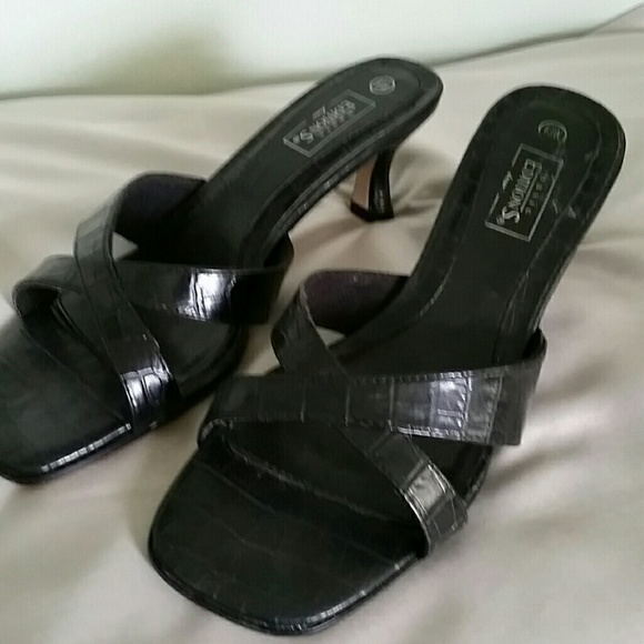 Black shoes