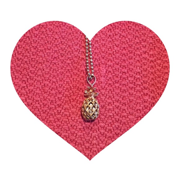 Pineapple necklace 🍍